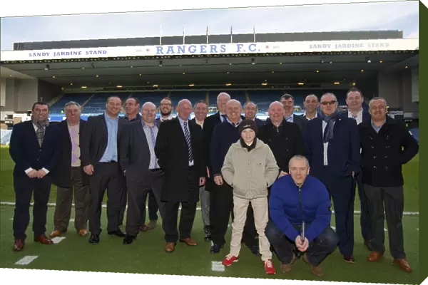 Rangers vs Dundee: William Hill Scottish Cup Quarterfinal at Ibrox Stadium - Sponsors Amidst the Soccer Action
