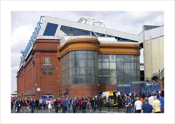 Rangers Fans Gather at Ibrox Stadium for Premiership Clash