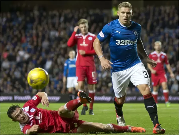Rangers vs Queen of the South: Martyn Waghorn vs Andy Dowie - Betfred Cup Quarter-Final Clash at Ibrox Stadium