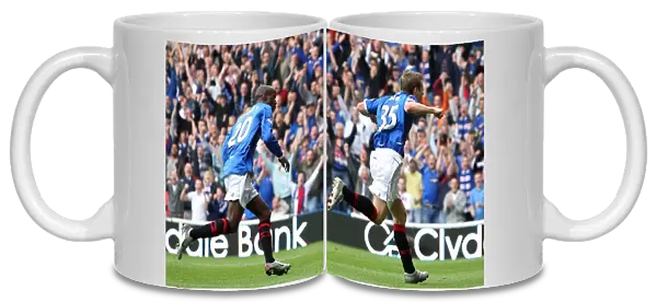 Rangers: Davis and Beasley Celebrate First Goal Against Motherwell (SPL, Clydesdale Bank)