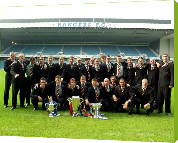 Rangers arrive back at Ibrox after winning the Treble. 31  /  05  /  03