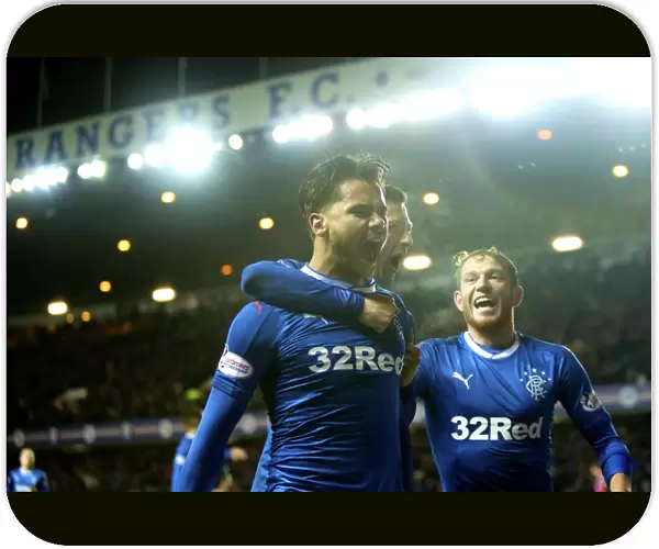 Rangers: Harry Forrester's Euphoric Goal Celebration vs Dundee, Ladbrokes Premiership, Ibrox Stadium