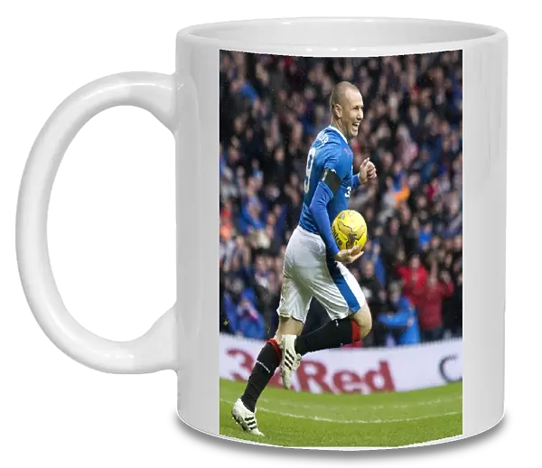 Kenny Miller's Thrilling Goal: Rangers Scottish Premiership Victory over Celtic at Ibrox Stadium (2003 Scotty Cup Win)