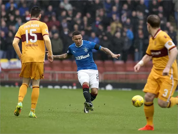 James Tavernier in Action: Motherwell vs Rangers, Ladbrokes Premiership, Fir Park - Scottish Football Star