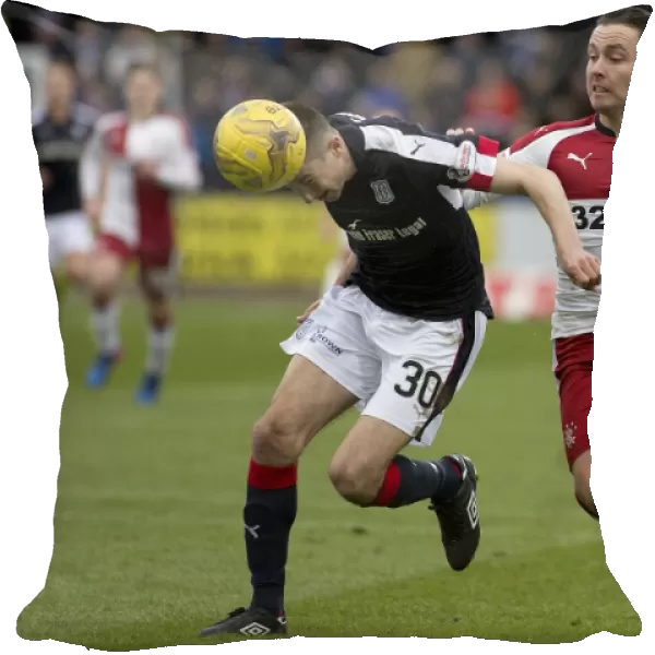 Barrie McKay vs Marcus Kerr: A Riveting Rangers vs Dundee Clash at Dens Park, Ladbrokes Premiership