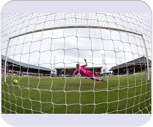 Joe Garner's Thrilling Goal: Rangers Secure Victory at Dens Park against Dundee
