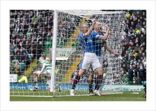 Rangers Unforgettable Moment: Clint Hill and Kenny Miller's Epic Goal Celebration - Securing the 2003 Scottish Premiership Victory at Celtic Park