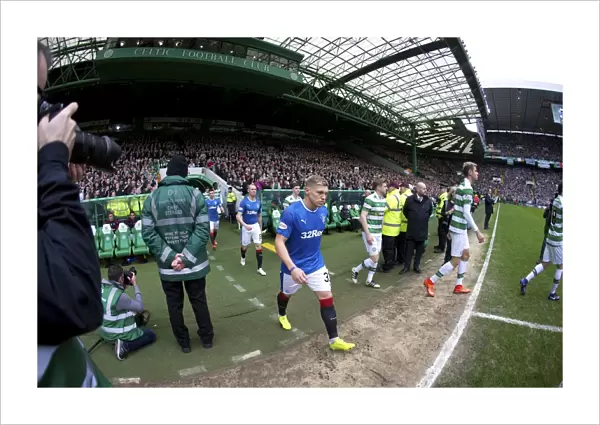 Celtic Park Showdown: Waghorn's Dramatic Rangers Debut - Rangers vs Celtic, Ladbrokes Premiership