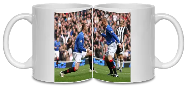 Rangers FC: Kris Boyd and Kenny Miller's Euphoric Moment as they Celebrate Opening Goal vs St. Mirren (Clydesdale Bank Premier League, Ibrox, Season 08-09)