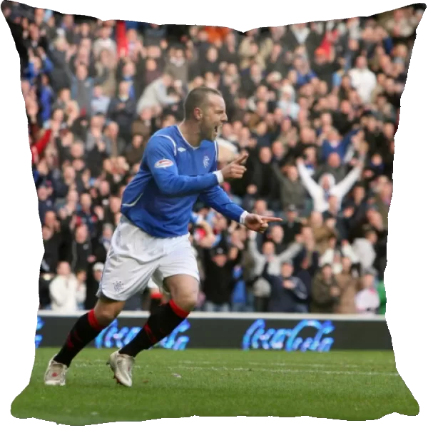 Kris Boyd's Euphoric Ibrox Celebration: Rangers Thrilling Victory over St. Mirren (08-09 Clydesdale Bank Premier League)