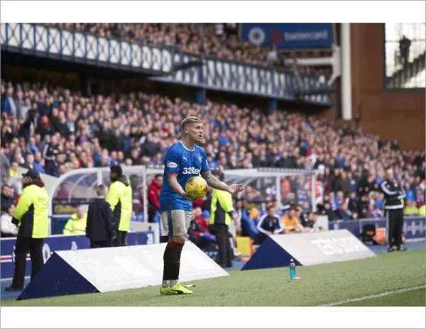 Martyn Waghorn at Ibrox: Rangers vs Motherwell - Ladbrokes Premiership Clash