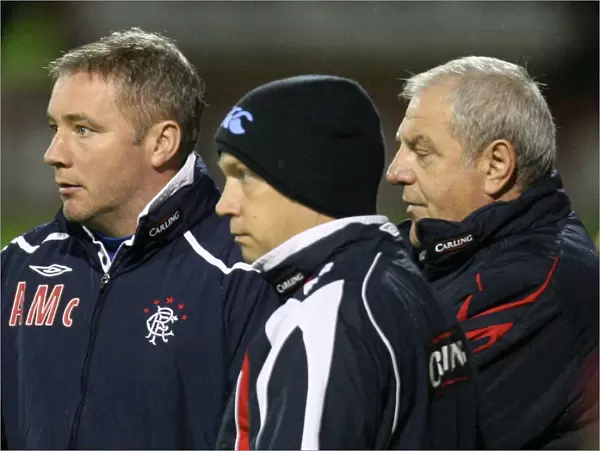 Rangers Triumvirate: McCoist, McDowall, and Smith Secure 0-0 Draw Against Motherwell in the Clydesdale Bank Premier League
