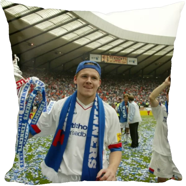 Rangers Secure 1-0 Victory Over Dundee (31 / 05 / 03)