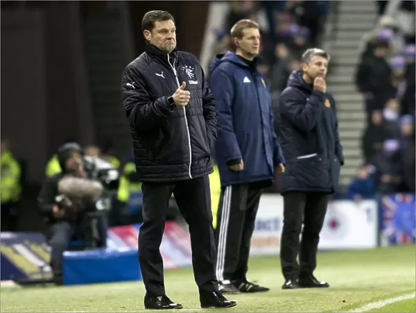 Rangers Manager Graeme Murty Inspires Team Spirit: Thumbs Up to Players during Rangers vs Motherwell at Ibrox Stadium