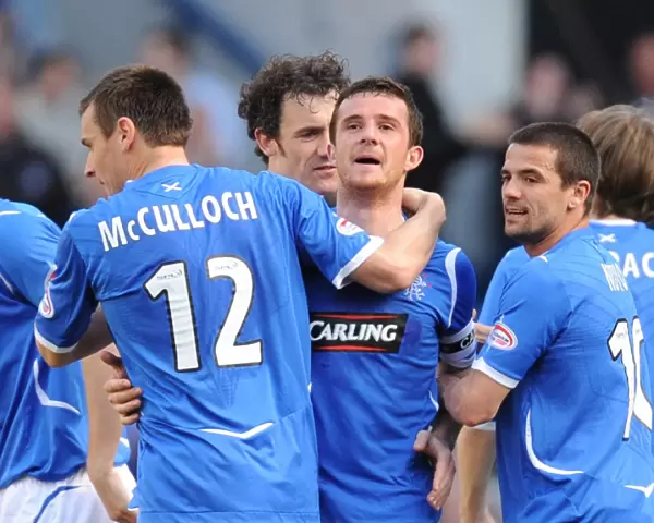 Thrilling 2-2 Draw at Ibrox: Barry Ferguson's Double Strike for Rangers