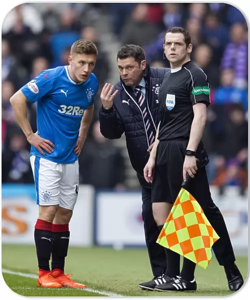 Murty and Docherty in Deep Discussion: Rangers vs Celtic at Ibrox Stadium