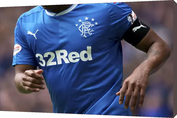 Rangers Players Pay Tribute: Black Arm Bands for Ray Wilkins (2003 Scottish Cup Winning Squad)