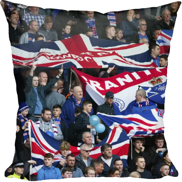 Rangers Football Club: Celebrating Glory at Hampden Park - Scottish Cup Victory (2003)