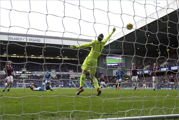 Rangers Candeias Scores Spectacular Heads-Up Goal Against Hearts at Ibrox Stadium