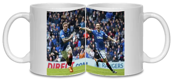 Rangers Jason Cummings Scores Thrilling Stunning Goal: Ibrox Erupts in Euphoria (Scottish Premiership)