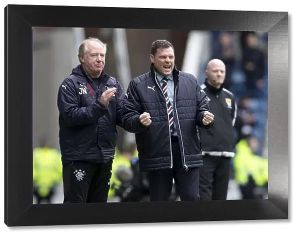 Rangers: Murty and Nicholl's Jubilant Reaction to Cummings Goal (Ladbrokes Premiership, Ibrox Stadium)