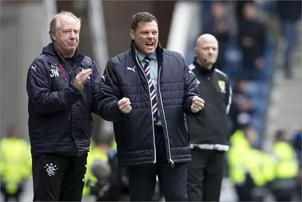 Rangers: Murty and Nicholl's Jubilant Reaction to Cummings Goal (Ladbrokes Premiership, Ibrox Stadium)