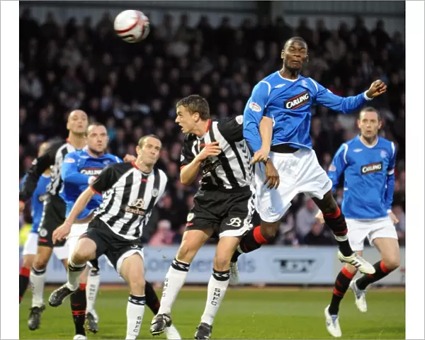 Maurice Edu Scores the Decisive Goal: Rangers 2-1 St Mirren (Scottish Premier League)