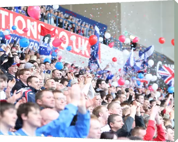 Triumphant Ibrox: Rangers Fans Celebrate in Clydesdale Bank Premier League after 3-1 Victory over Motherwell
