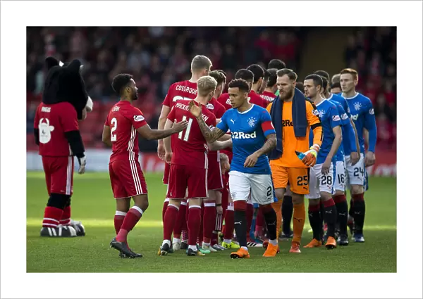Rangers and Aberdeen: A Sporting Gesture of Respect at Pittodrie Stadium - Ladbrokes Premiership