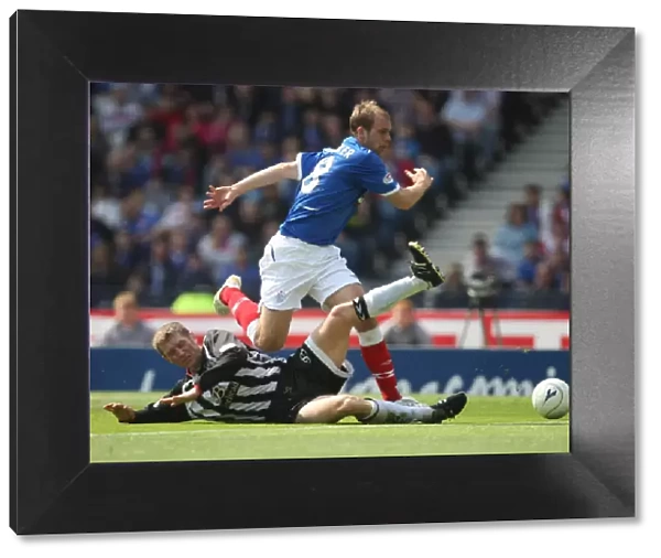 Triumphant Rangers: Steven Whittaker's Victory Fight in the Scottish Cup Semi-Final vs St Mirren (3-0)