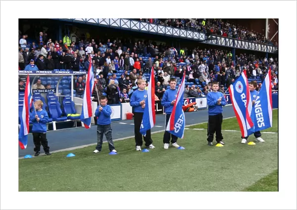 Rangers Football Club Triumphs Over Heart of Midlothian: 2-0 Victory at Ibrox - Guard of Honor