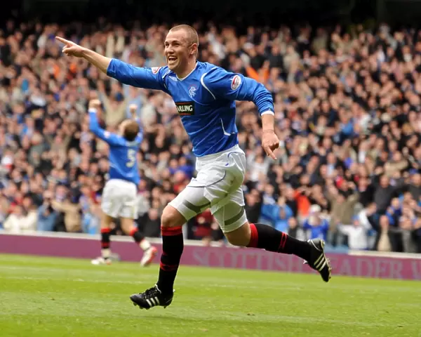 Kenny Miller's Thrilling 2-1 Goal for Rangers vs Aberdeen (Clydesdale Premier League, Ibrox)
