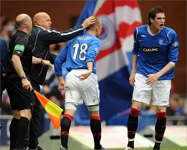 Rangers Glory: McDowell and Miller Celebrate 2-1 Victory over Aberdeen
