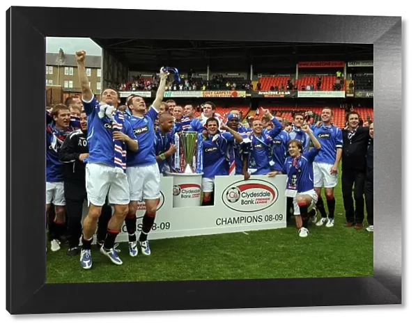 Rangers FC: Triumphant Champions - 2008-09 Scottish Premier League Victory Celebration at Tannadice Park