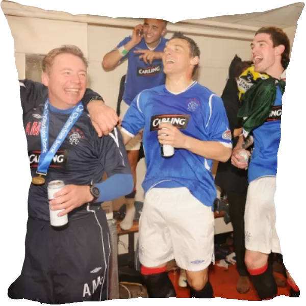 Rangers: 2008-09 SPL Champions - Celebrating Victory at Tannadice Park