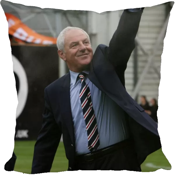 Title Decider at Tannadice: Walter Smith's Epic League Victory Celebration (Rangers 2008-09 Champions)