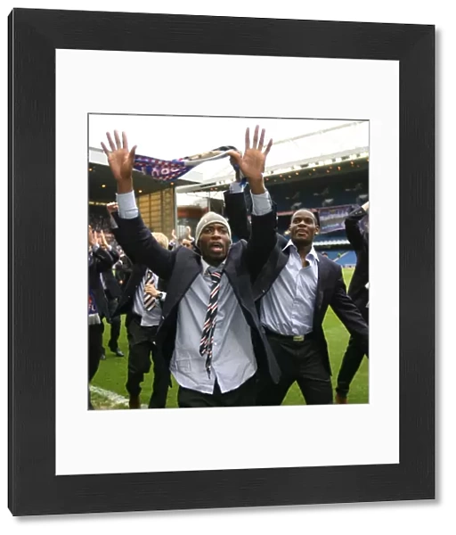 Rangers Football Club: Beasley and Edu's Jubilant Moment - 2008-09 Clydesdale Bank Premier League Championship Title Win