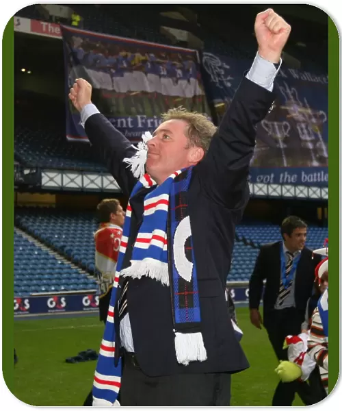 Rangers Football Club: Allan McGregor's Euphoric Title Win - 2008-09 Championship Victory Celebration: Rangers 2008-09 Champions