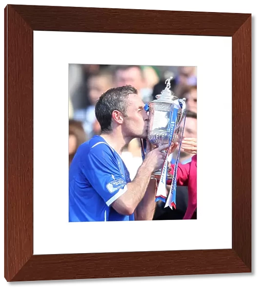 Rangers Football Club: Homecoming - David Weir Lifts the Scottish Cup (2009)