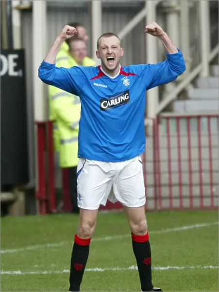 Stephen Hughes's Epic Moment: The Winning Goal for Rangers vs Motherwell (April 4, 2004)