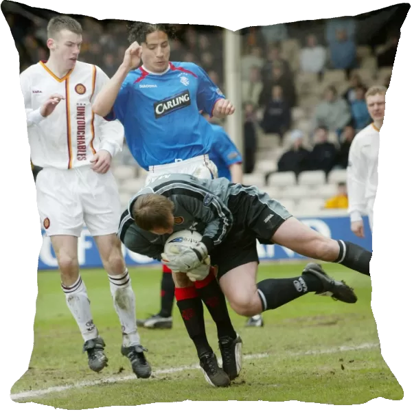 Hamed Namouchi Scores the Thriller: Rangers 1-0 Victory Over Motherwell, April 4, 2004