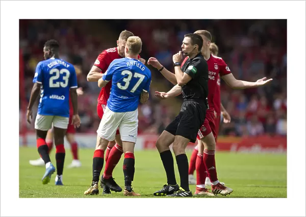 Intense Rivalry: Arfield vs Cosgrove Clash at Pittodrie Stadium - Aberdeen vs Rangers, Ladbrokes Premiership
