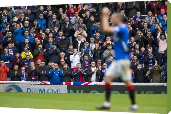 Rangers Fans Pay Tribute: Borna Barisic Receives Standing Ovation at Ibrox Stadium