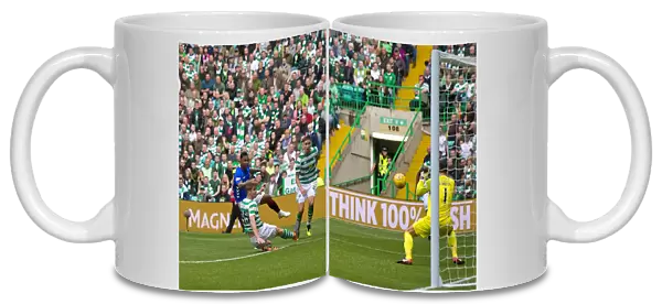 Alfredo Morelos Glorious Goal Attempt: Celtic vs Rangers, Ladbrokes Premiership, Celtic Park