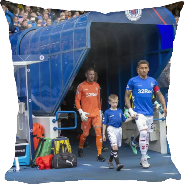 Rangers Captain James Tavernier and Ibrox Mascot Lead Team Out in Ladbrokes Premiership Match vs Dundee