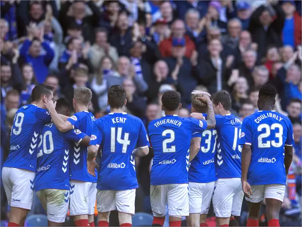 Rangers: Scott Arfield's Euphoric Goal Celebration vs St. Johnstone - Ladbrokes Premiership, Ibrox Stadium