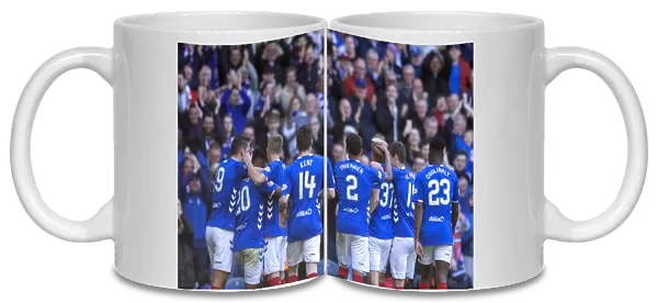 Rangers: Scott Arfield's Euphoric Goal Celebration vs St. Johnstone - Ladbrokes Premiership, Ibrox Stadium