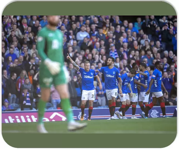 Rangers: Scott Arfield's Euphoric Goal Celebration with Team Mates - Ladbrokes Premiership, Ibrox Stadium