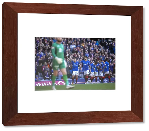 Rangers: Scott Arfield's Euphoric Goal Celebration with Team Mates - Ladbrokes Premiership, Ibrox Stadium