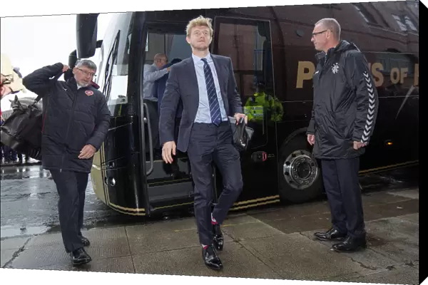 Rangers Joe Worrall Steps Out in New Club Suit for Rangers vs Hearts at Ibrox Stadium - Ladbrokes Premiership